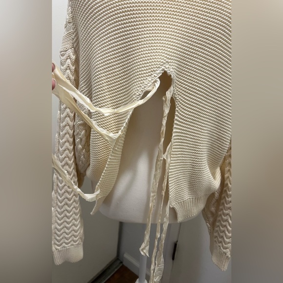 Chan Luu - NWT - Cozy Cable Knit Sweater- Size 2-See measurement pictures - Picture 5 of 14